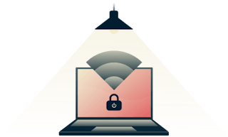 Wenn Ihre VPN-Verbindung unterbrochen wird, hält Network Lock den gesamten Internet-Datenverkehr an. Eine Lampe, die auf einen sicheren Computer leuchtet.